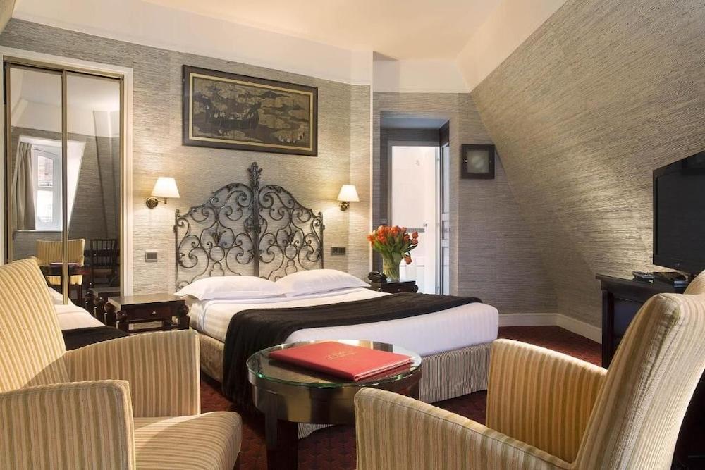 Delavigne Hotel 3*