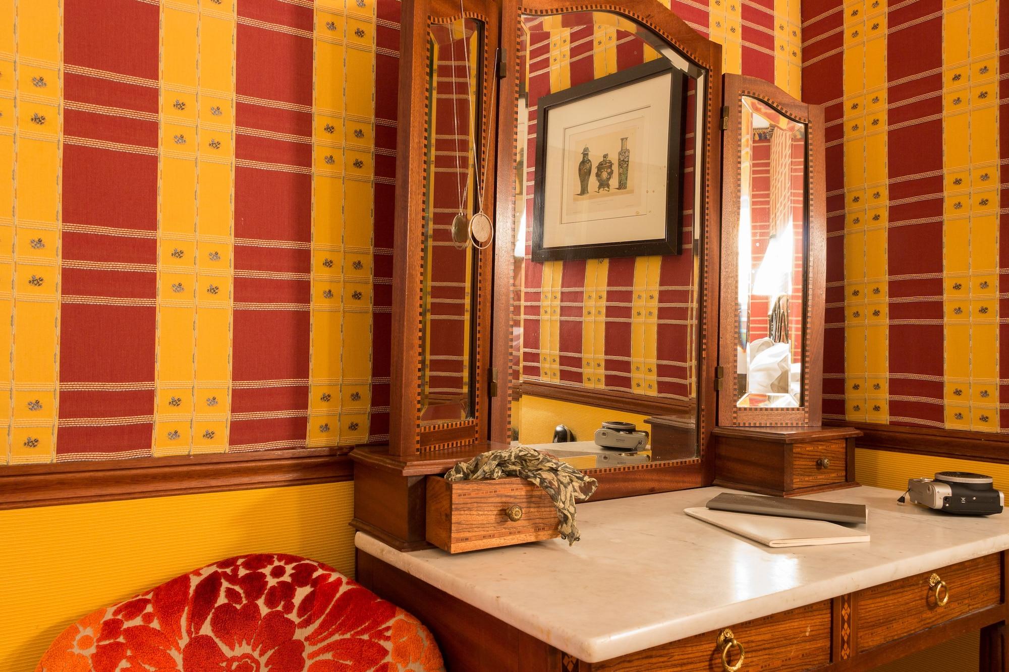 Le Relais Saint Sulpice Hotel Paris