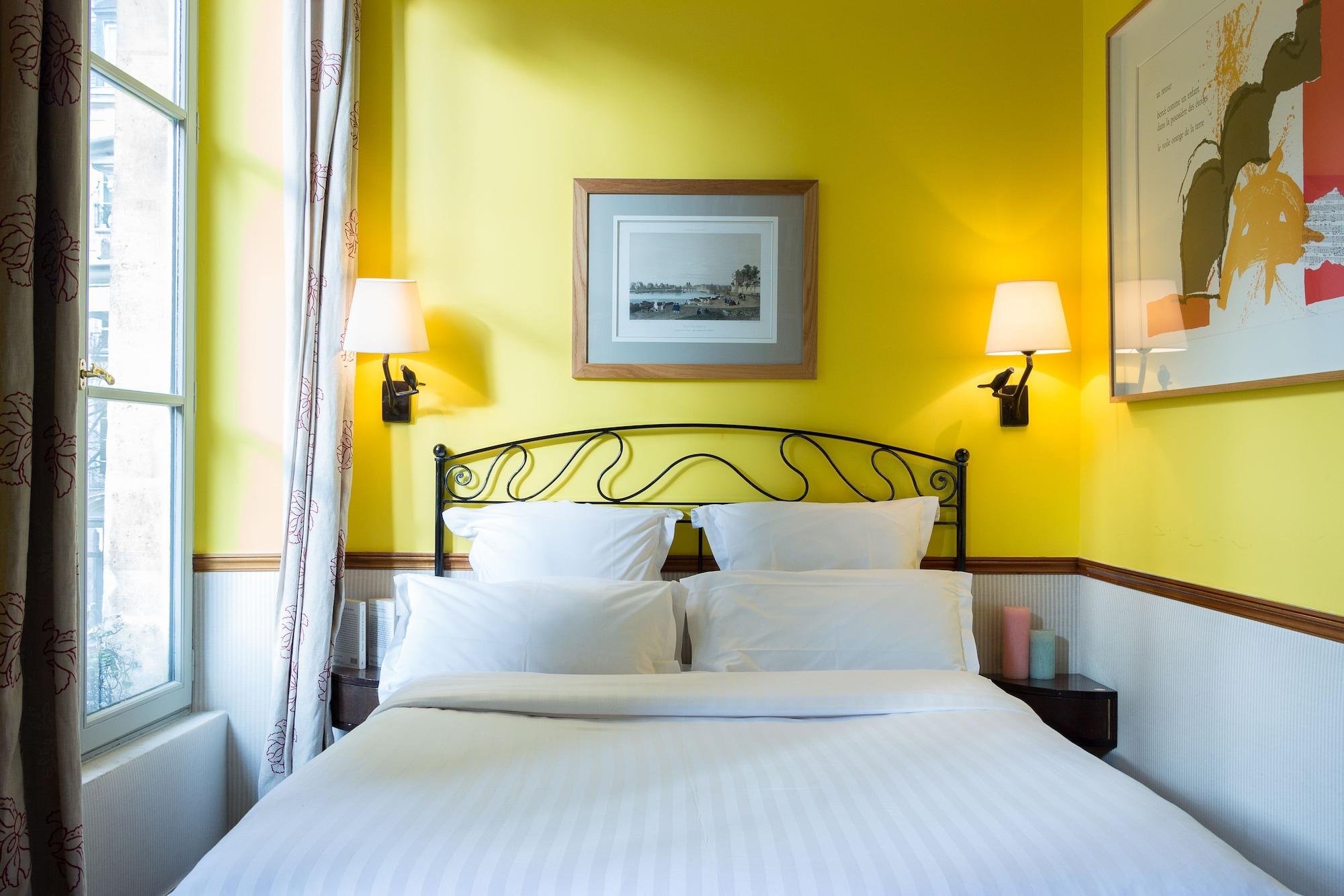 Le Relais Saint Sulpice Hotel 4*