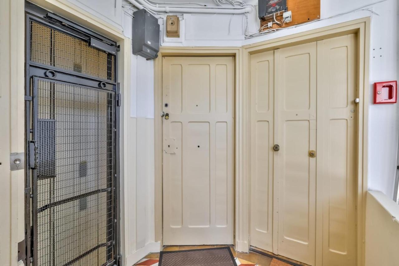 Sober For 2 People - 12e Apartment Paris
