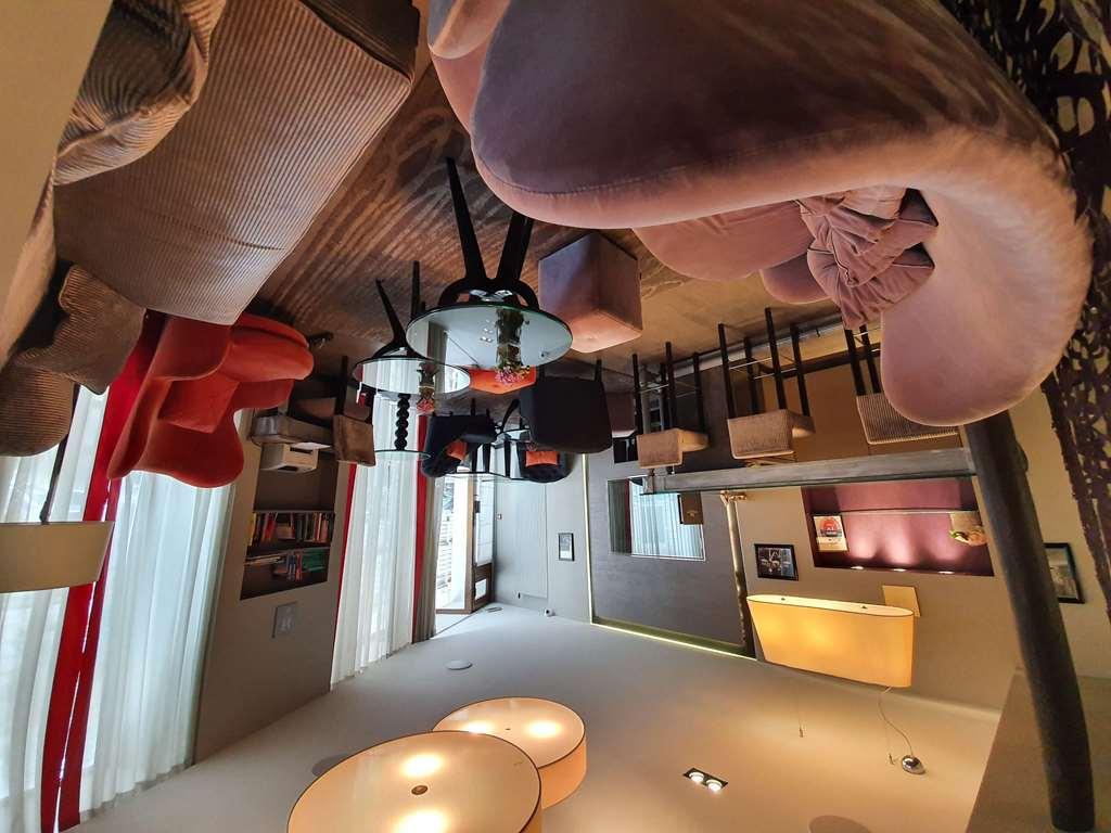 Harvey 3* Paris