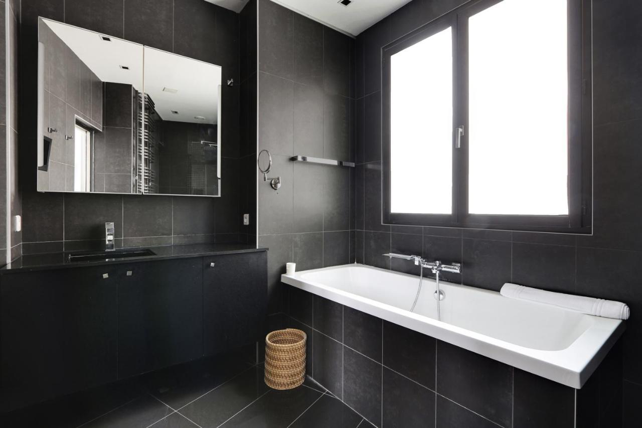 Pick A Flat's In Montaigne - Cour 1er *