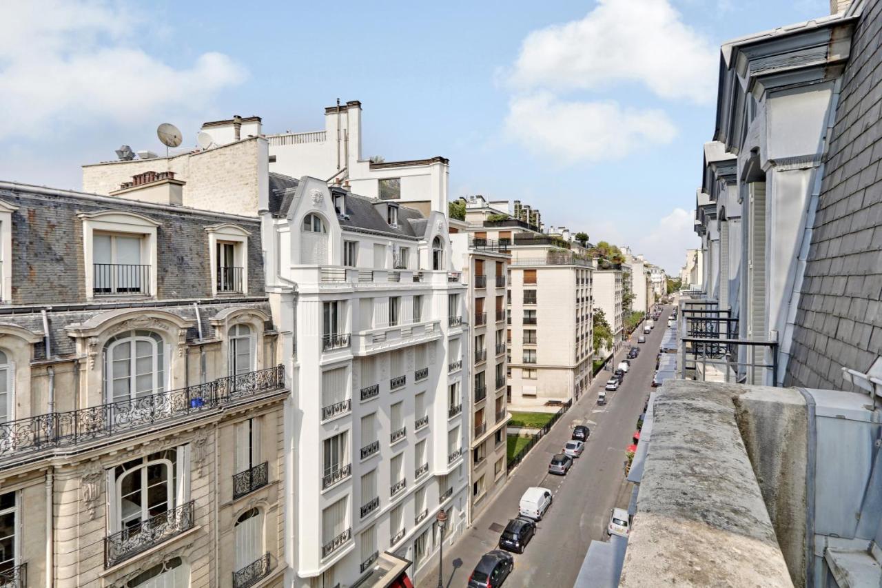 Pick A Flat's In Montaigne - Cour 1er Apartment Paris