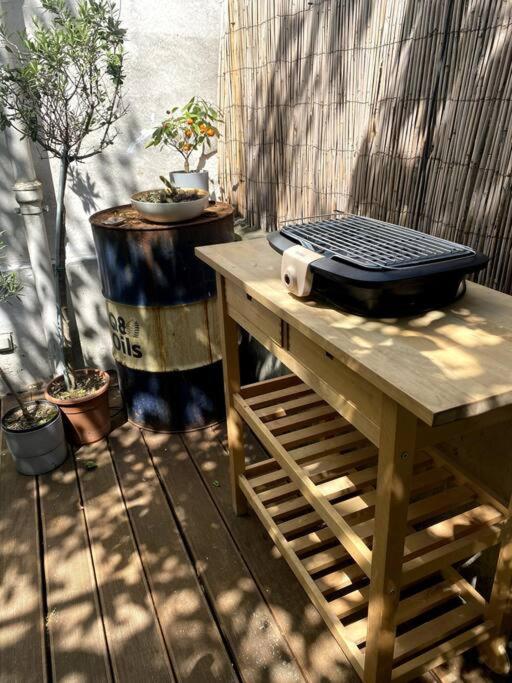 Apartment Studio Avec Terrasse ! Paris