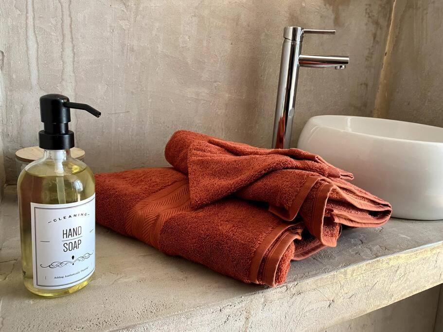 Apartamento Studio Avec Terrasse ! *