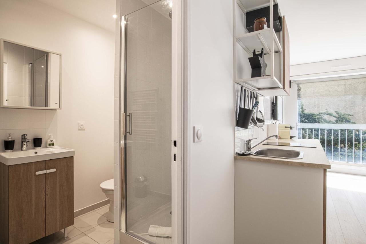 Pick A Flat's In Place Des Ternes - Boulevard Gouvion-saint-cyr Apartment Paris