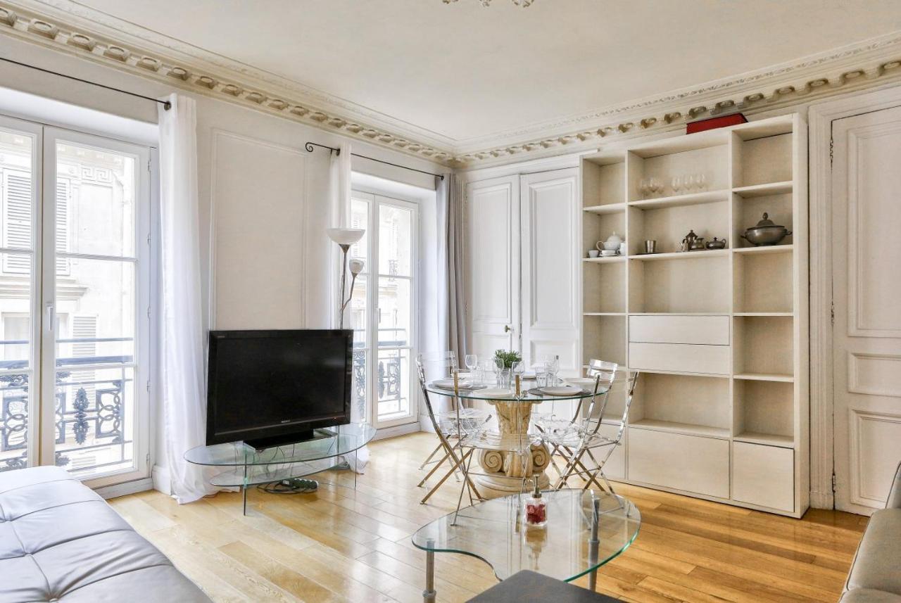 Quartier Champs-elysees 3 * Paris