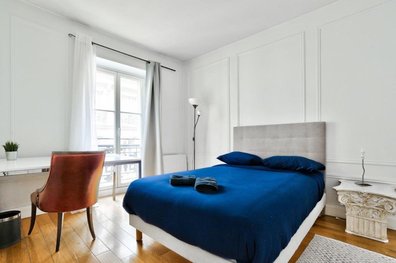 Quartier Champs-elysees 3 * Paris