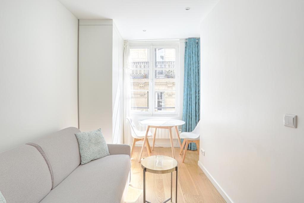 Apartment Ciseaux 4f - In Saint Germain Des Pres Paris
