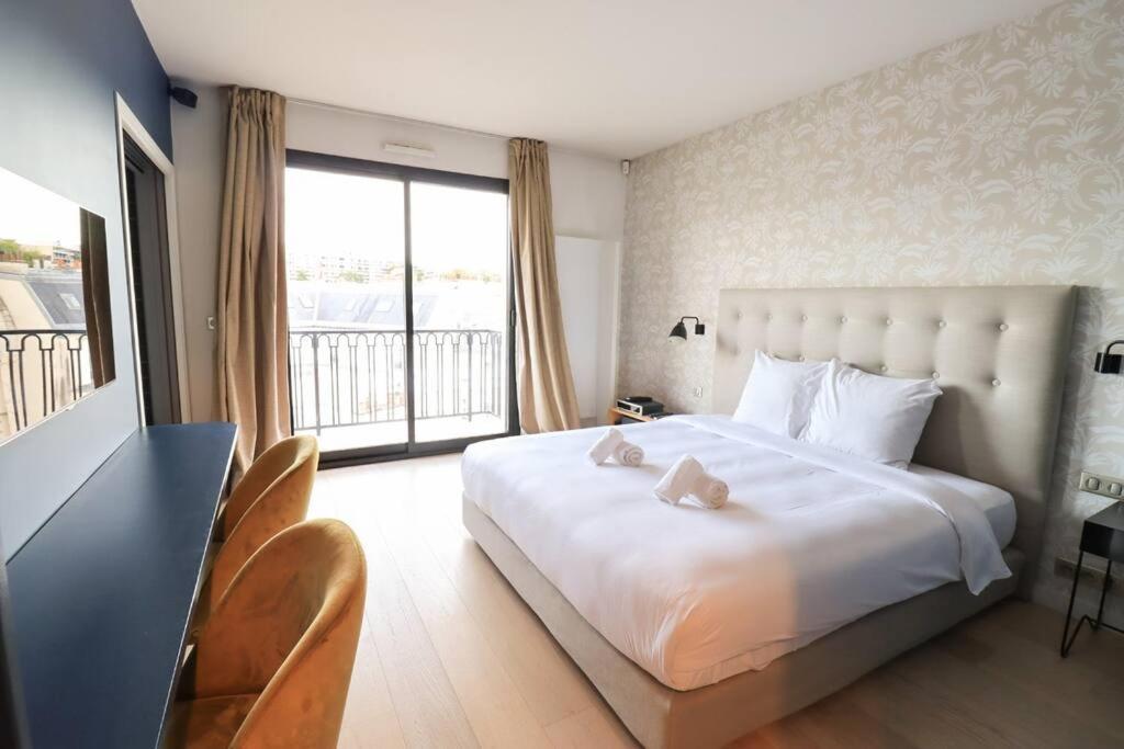 Luxuriousflat#victorhugo#trocadero#vieweffeiltower Apartment