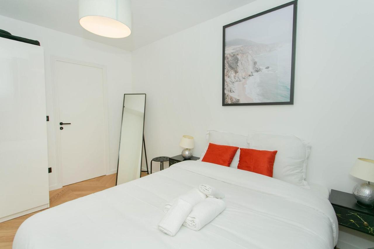 St Lazare & Madeleine - Apartment