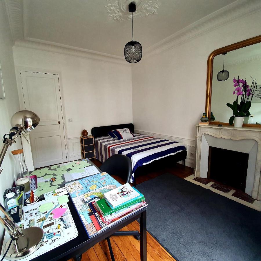 Proximo A Torre Eiffel Homestay Paris