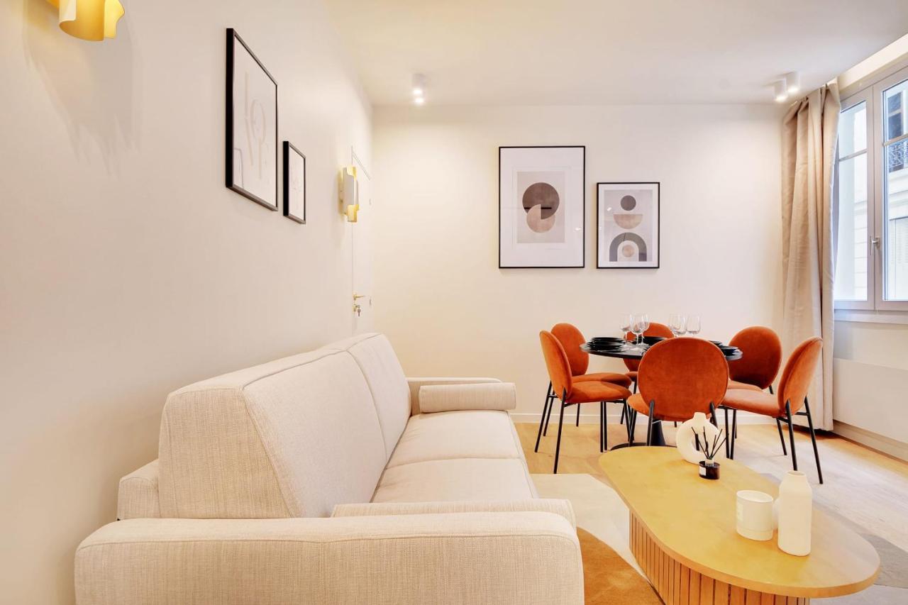 Chic - 2br-6p - Opera House Apartment