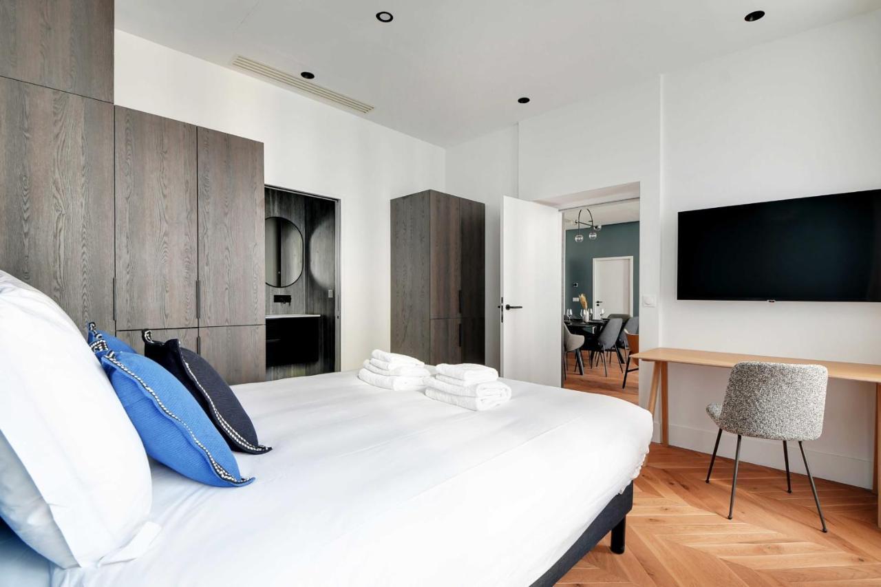 Apartment Spacious & Modern In Central - 2br6p - A20