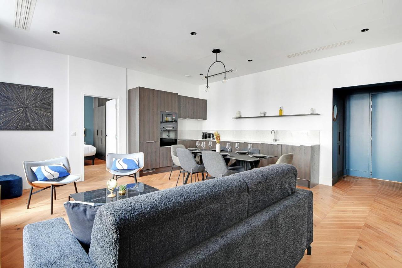 Apartment Spacious & Modern In Central - 2br6p - A20