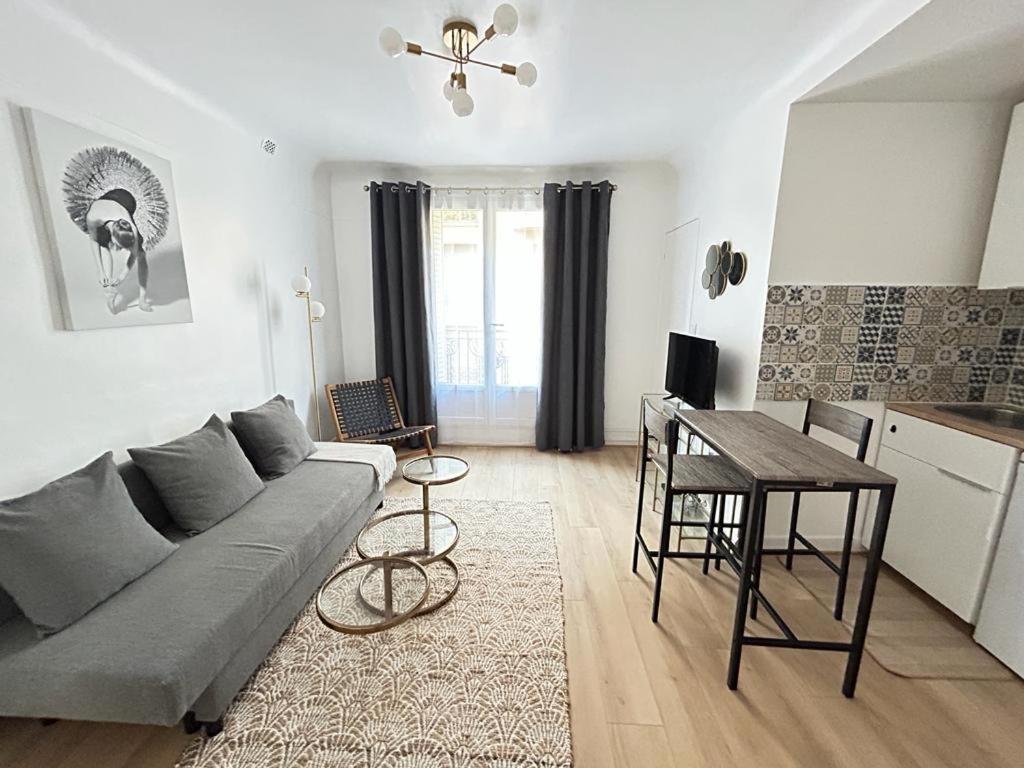 Cosy Studio Near Beaugrenelle And Eiffel Tower Apartment Paris