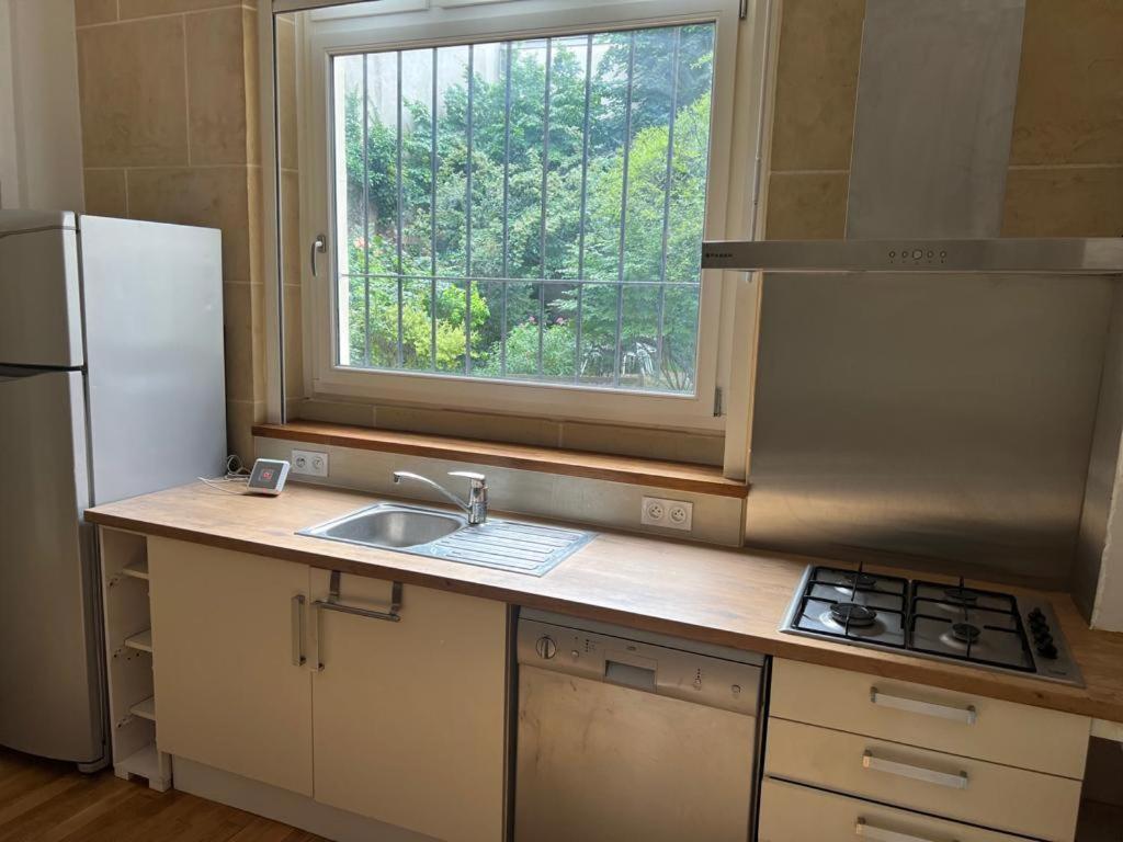 Spacieux Au Coeur Du 9 Eme Arrondissement Appartement Paris