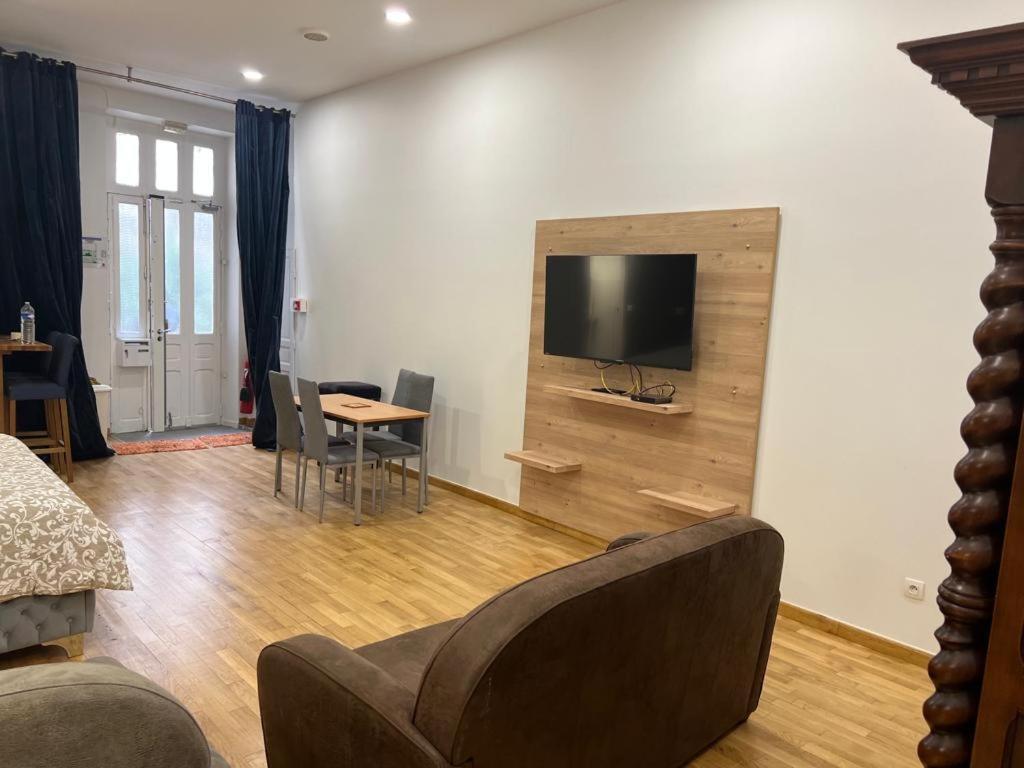 Appartement Spacieux Au Coeur Du 9 Eme Arrondissement Paris