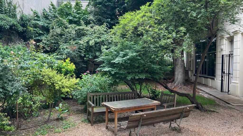 Spacieux Au Coeur Du 9 Eme Arrondissement Appartement Paris
