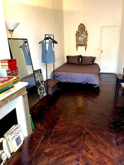 Exclusive Parisian Palace Apartment *