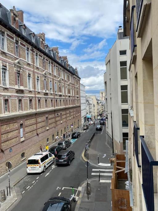 A Deux Pas Du Pantheon Avec Balcon * Paris
