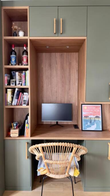 - Batignolles/montmartre Apartment Paris