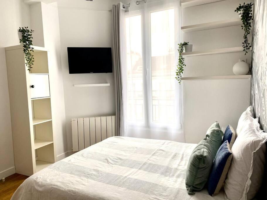 Cozy Near Montmartre