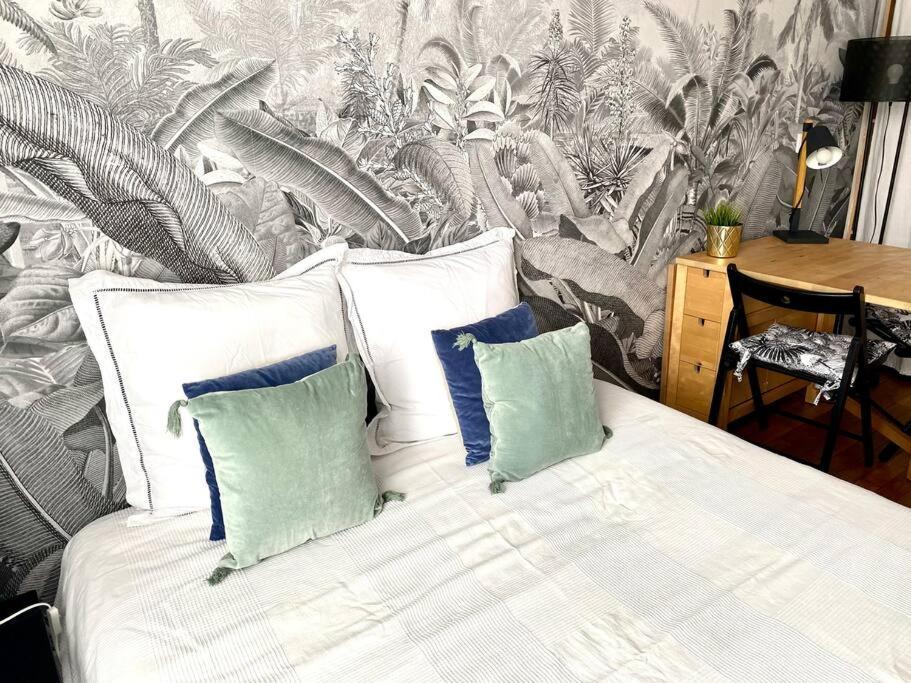 Cozy Near Montmartre Paris