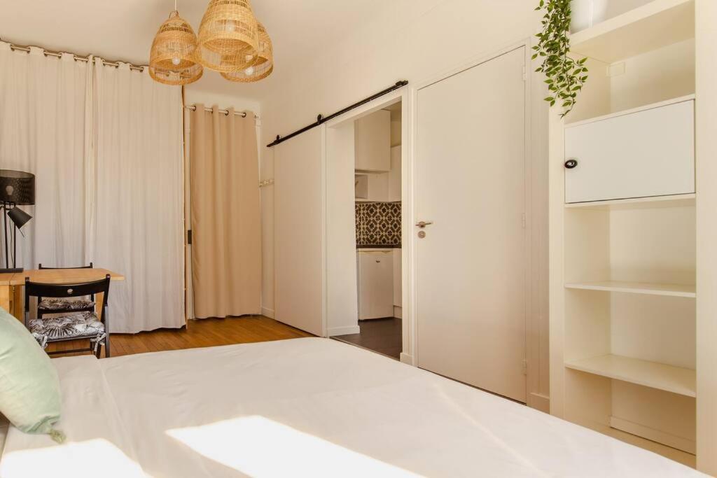 Cozy Near Montmartre Apartment Paris