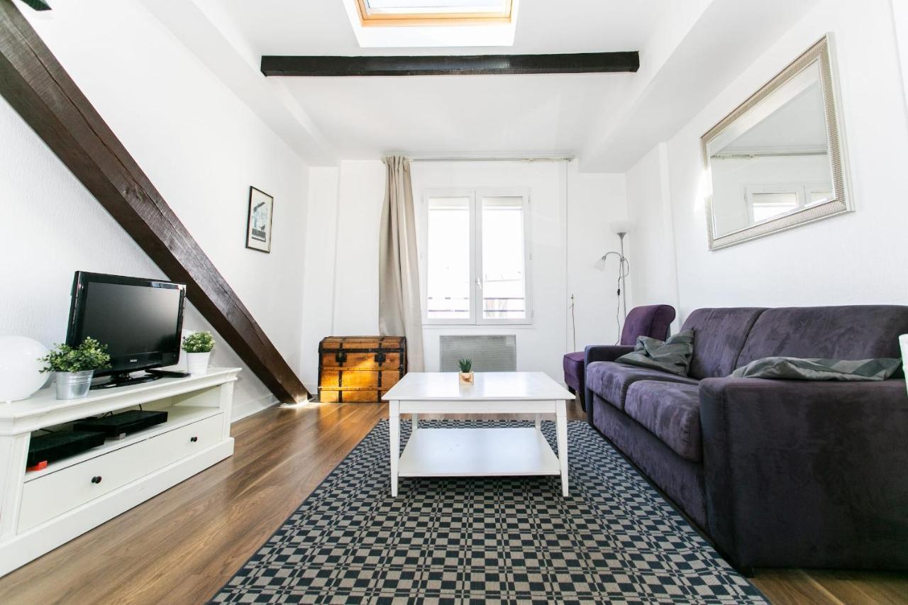 Upper Marais & -
