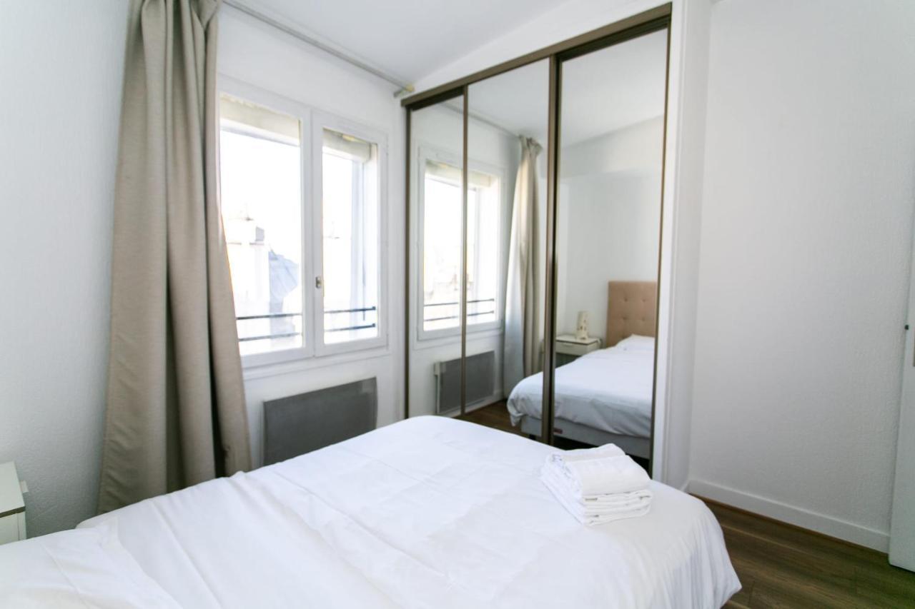 Upper Marais & -