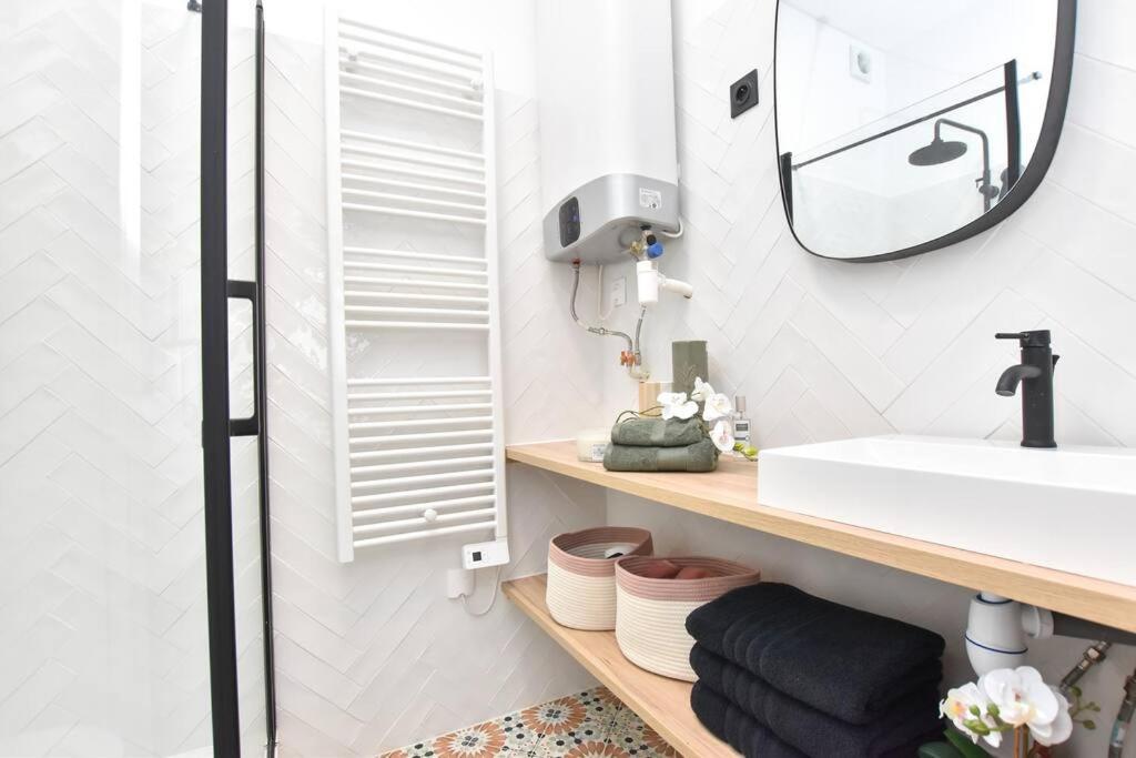 Appartement Charming Flat In Montmartre - Imhost Paris