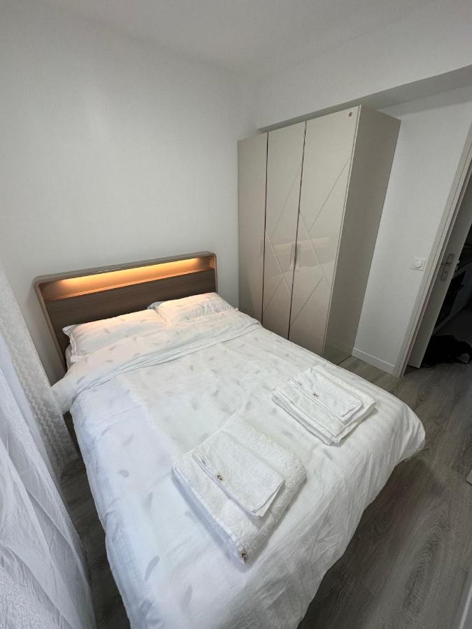 Apartment Studio 12 Paris