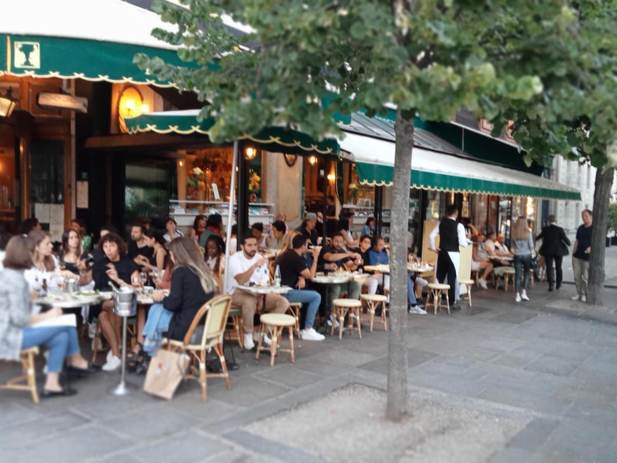 Gare Montparnasse,fantastic Location,center Paris6 Eme ,close To Louvre Meusm And Notre Eiffel Tour Apartment Paris