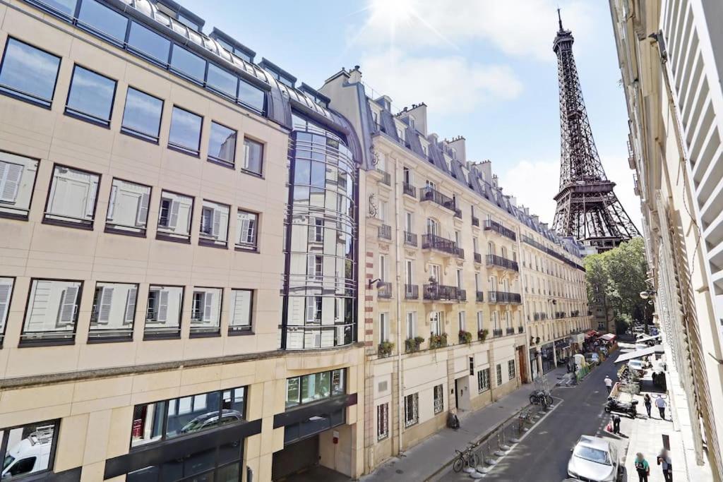 Sejour Au Pied De La Tour Eiffel Apartment *