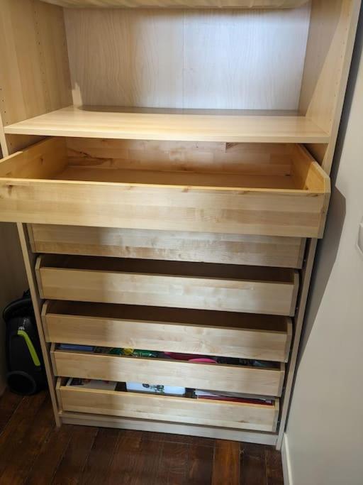 Homestay Chambre Double Chez L'occupant Au Sein D'un Calme Et Tres Bien Situe *