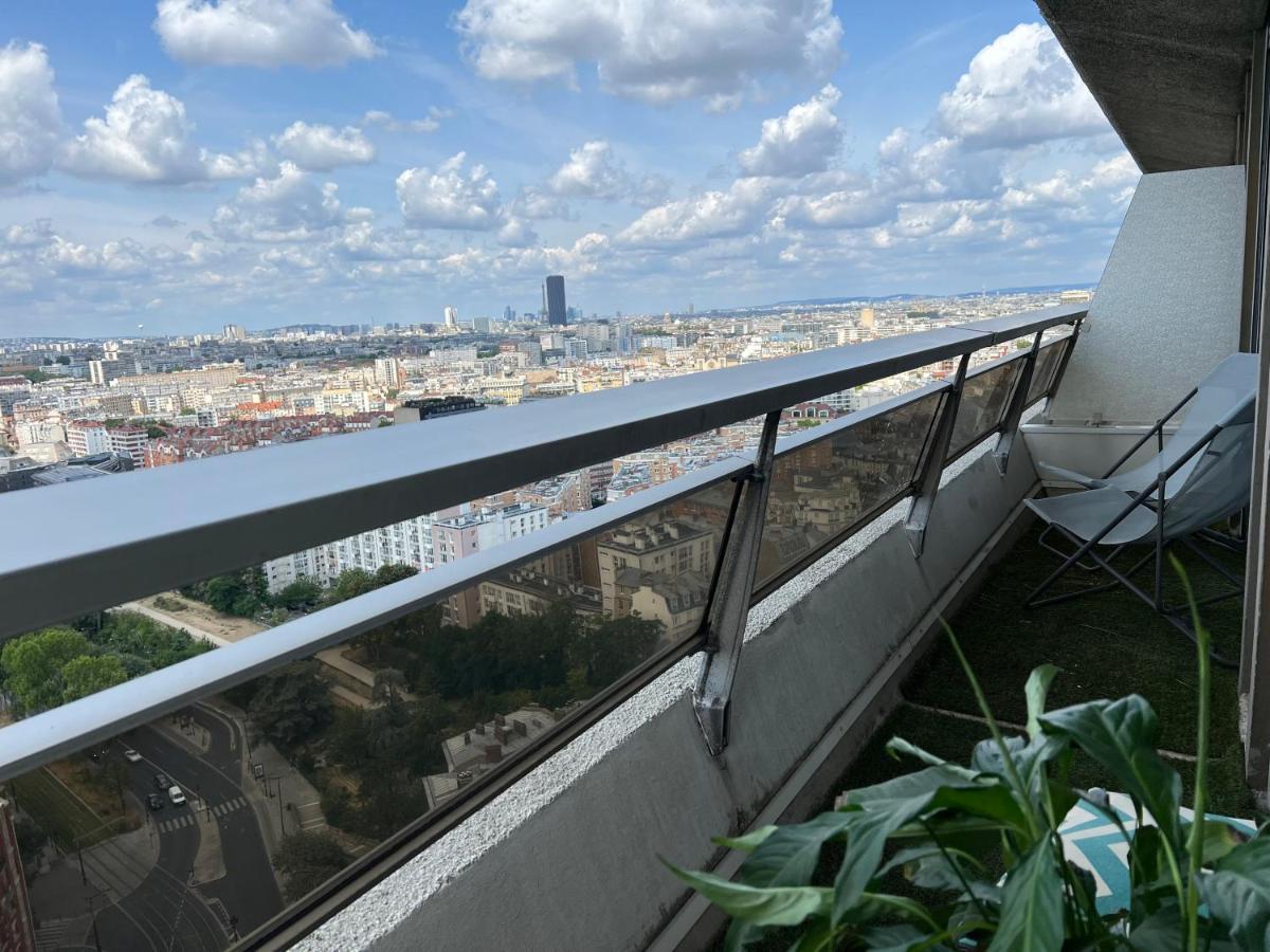 Apartment Above Eiffel Tower View Balcony Paris