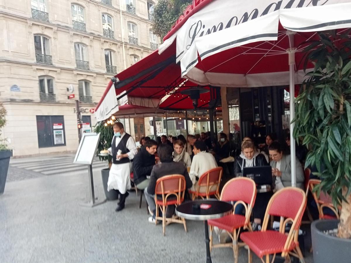 Gare Montparnasse,fantastic Location,center Paris6 Eme ,close To Louvre Meusm And Notre Eiffel Tour Apartment