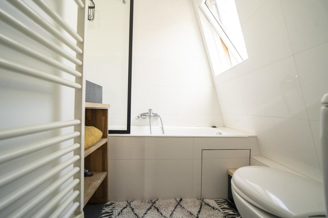 Parisian Cocoon Under The Roofs View Eiffel Tower Apartment Paris