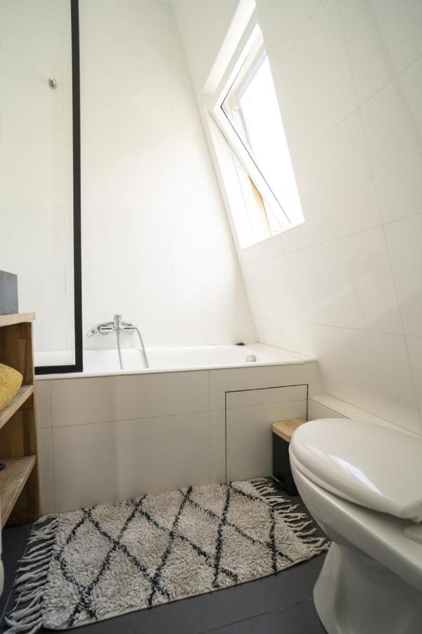 Apartment Parisian Cocoon Under The Roofs View Eiffel Tower *