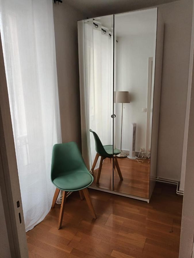 Apartment Les Sablons Situe A Cote De La Tour Eiffel