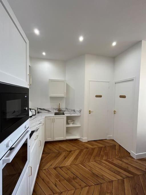 Cardinet - Beautiful 17 * Paris