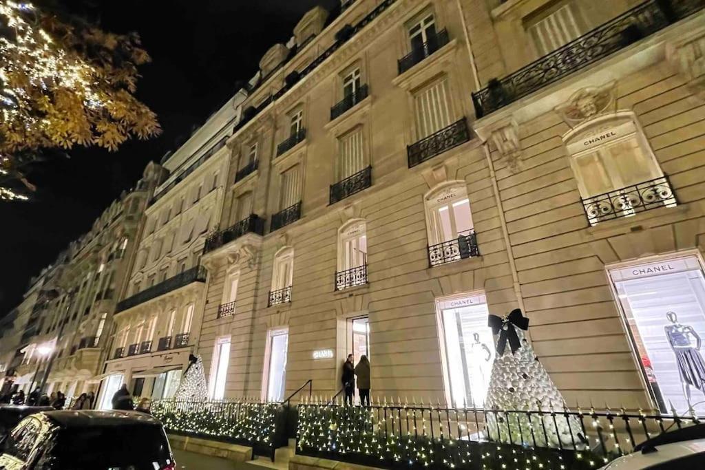 Chanel Avenue Montaigne & Elysees 4 Guests Apartment Paris