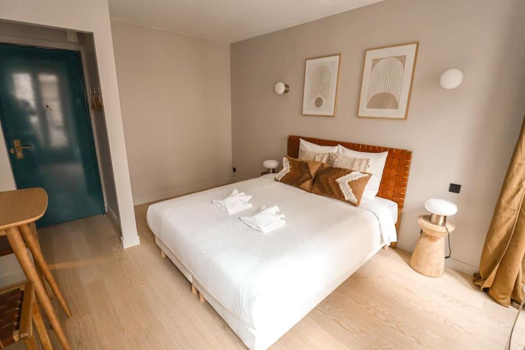 Apartment 12.new Renovated Studio#invalides#effeil Tower# *