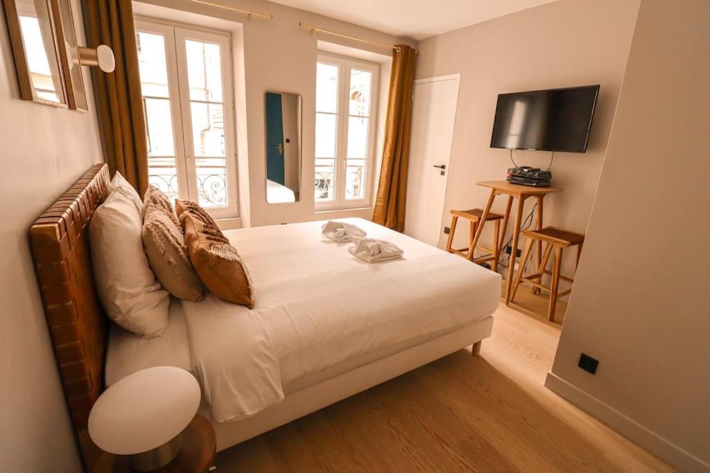 12.new Renovated Studio#invalides#effeil Tower# Paris