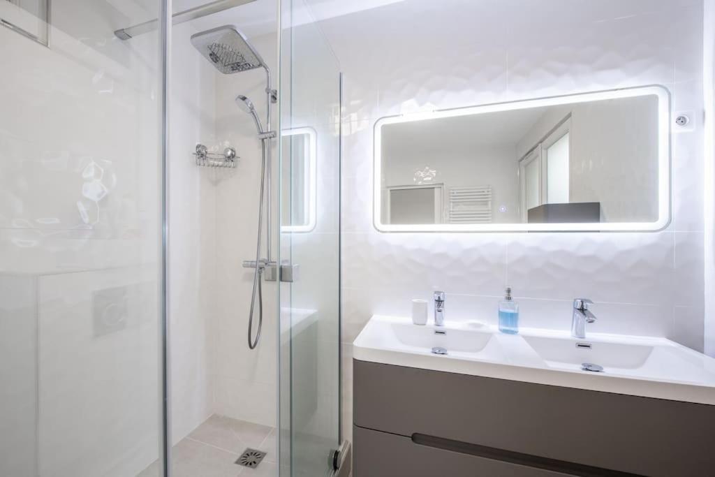 Rollin - Beautiful Renovated Flat In The Heart Of