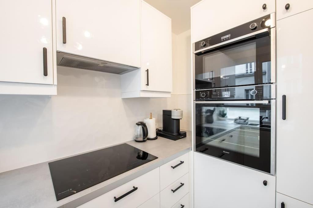 Rollin - Beautiful Renovated Flat In The Heart Of Apartment *