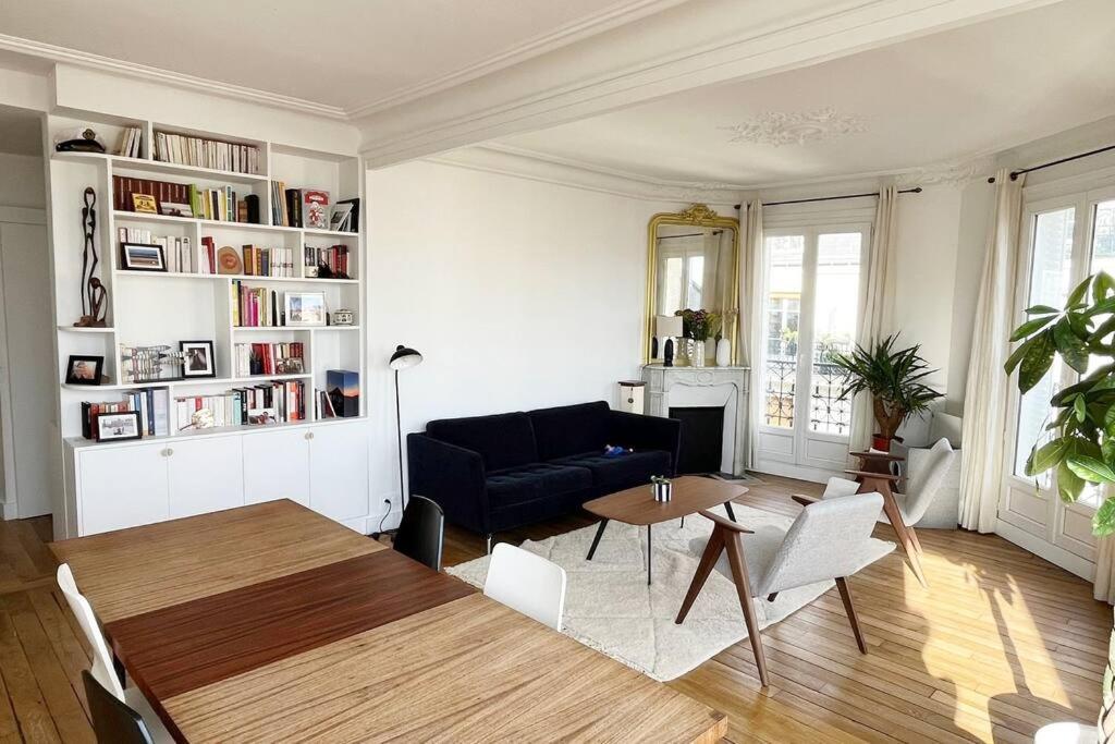 Au Pied De Montmartre / Jules Joffrin Apartment Paris