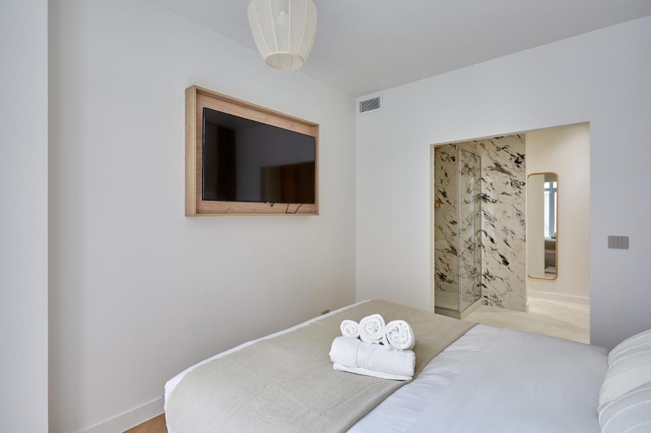 Centre De By Prestige Paris