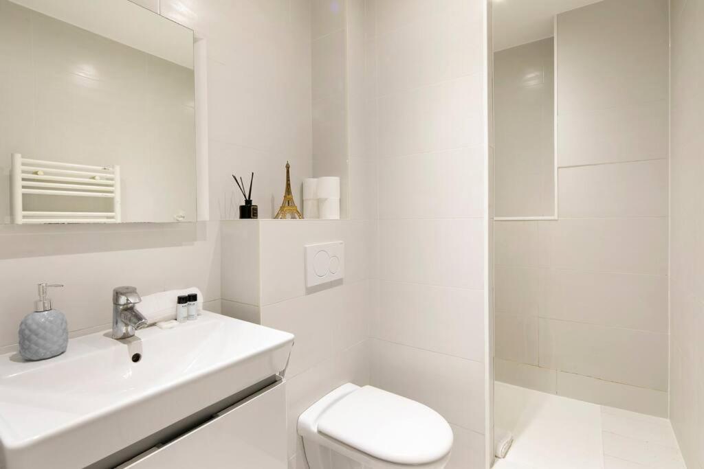 Magnificent In Near Champs Elysees-8 Ppl Apartment *